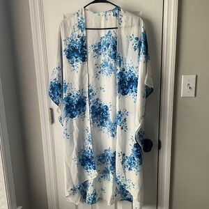 Floral Blue and White Kimono
